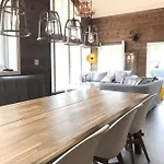 Lillebjorn 펜션 트리실